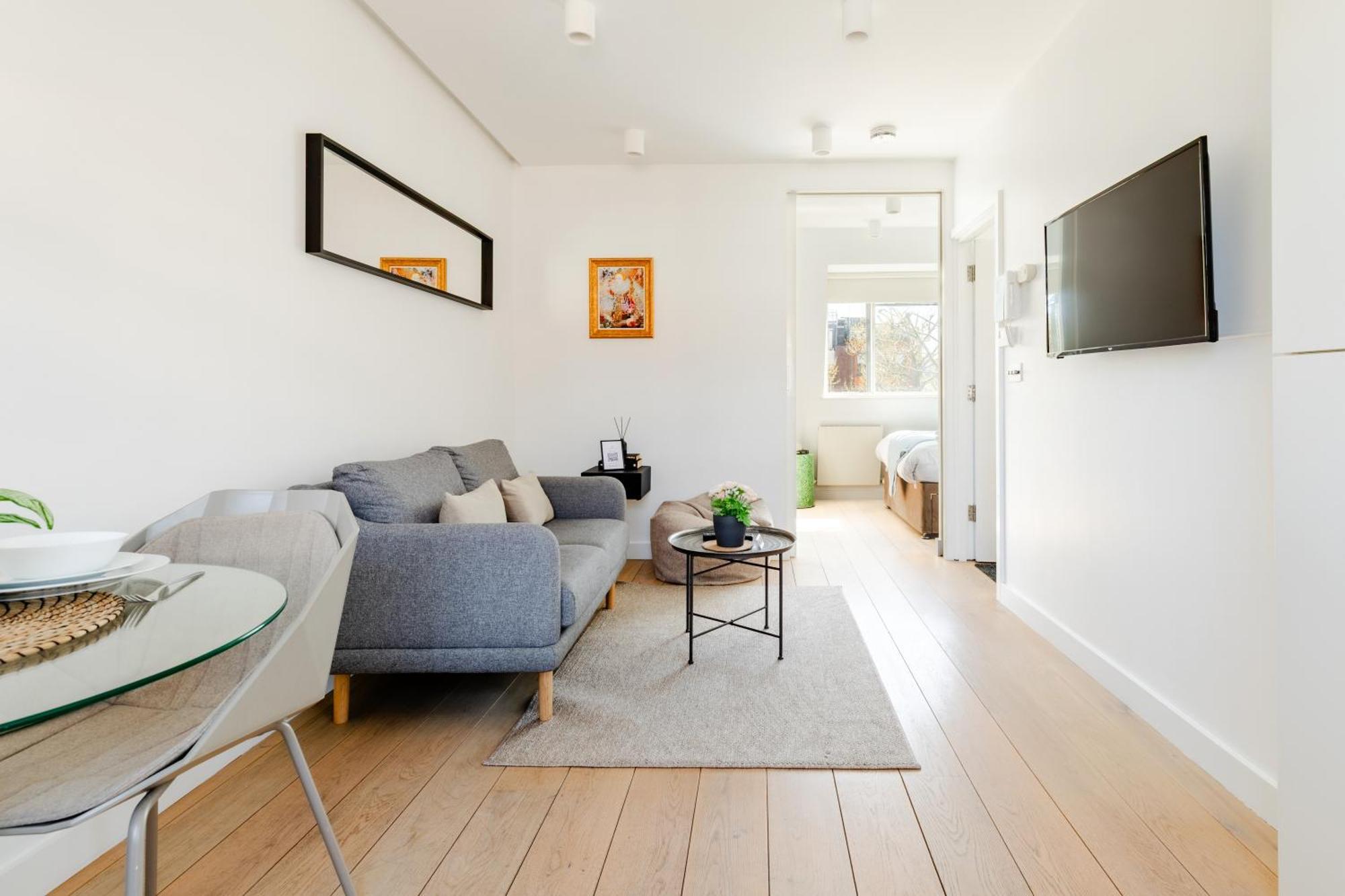 Stayinn Soho Apartments Лондон Екстериор снимка
