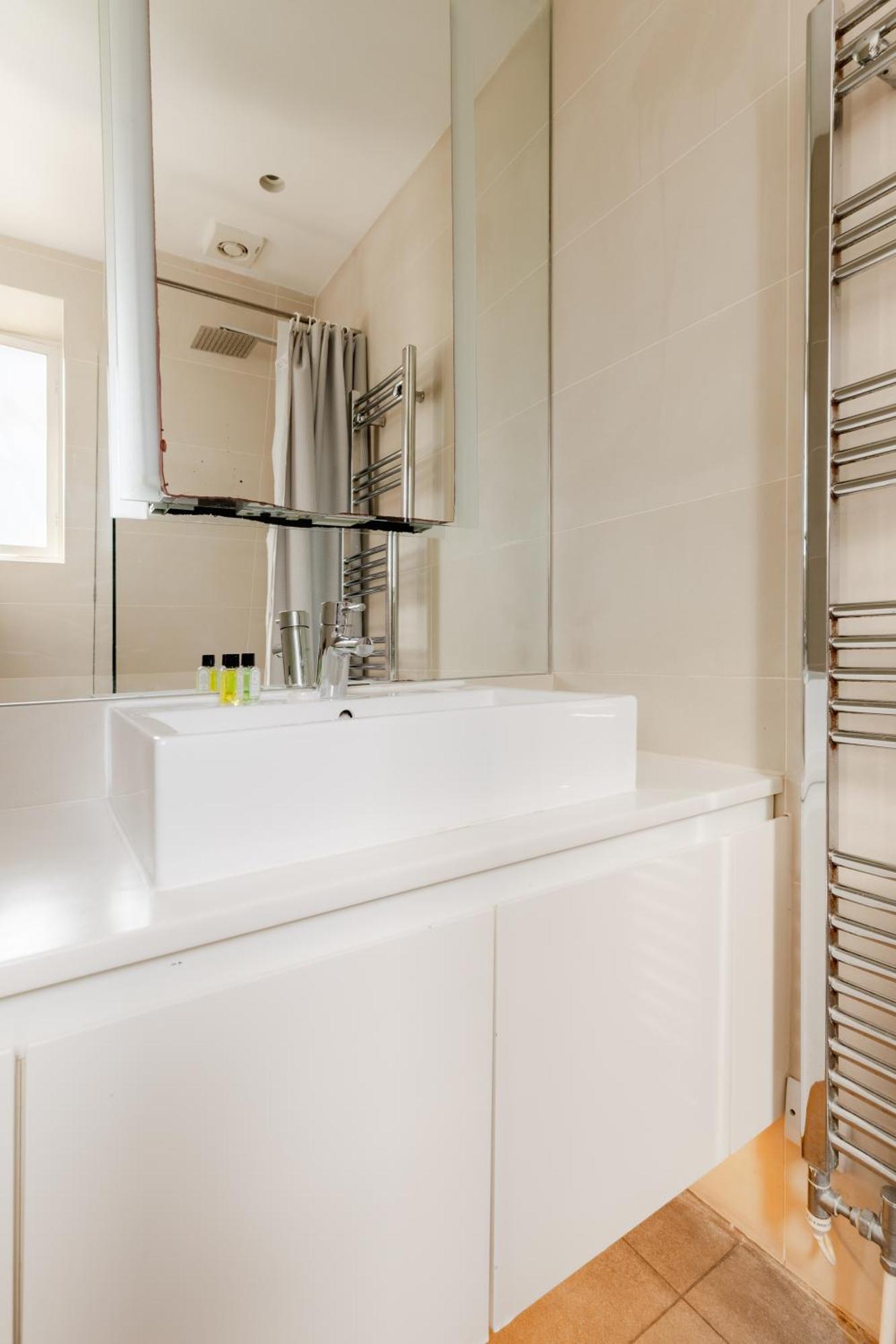 Stayinn Soho Apartments Лондон Екстериор снимка