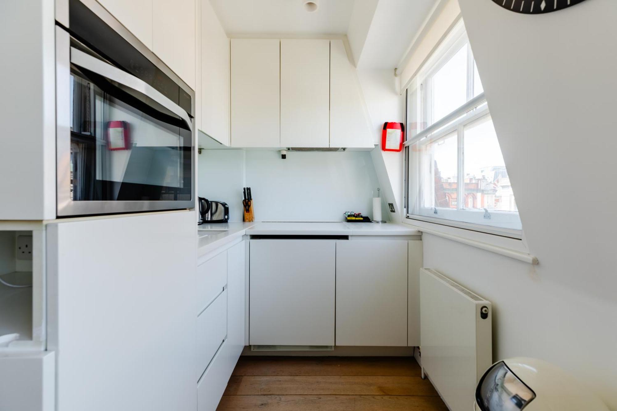 Stayinn Soho Apartments Лондон Екстериор снимка