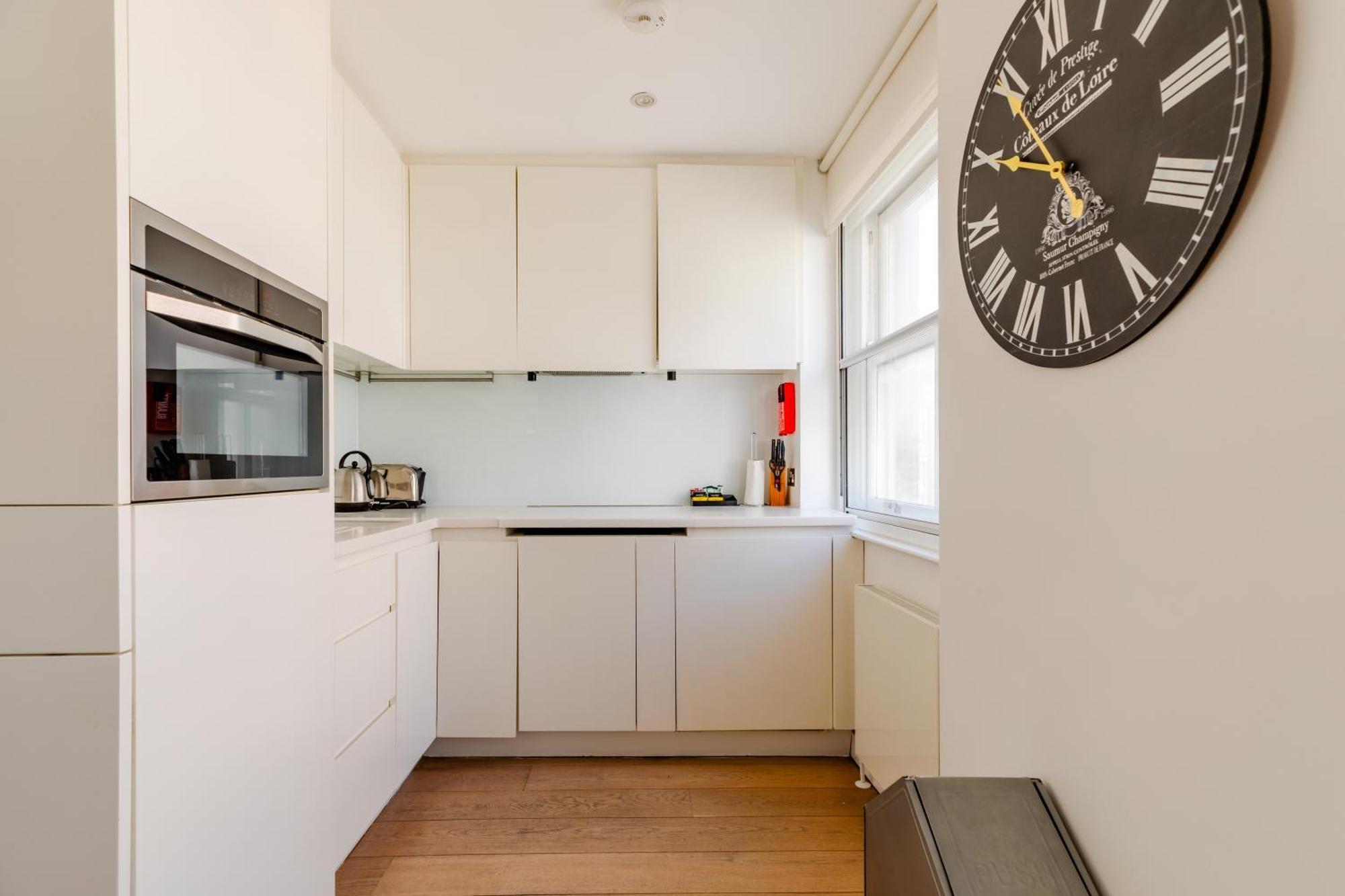 Stayinn Soho Apartments Лондон Екстериор снимка